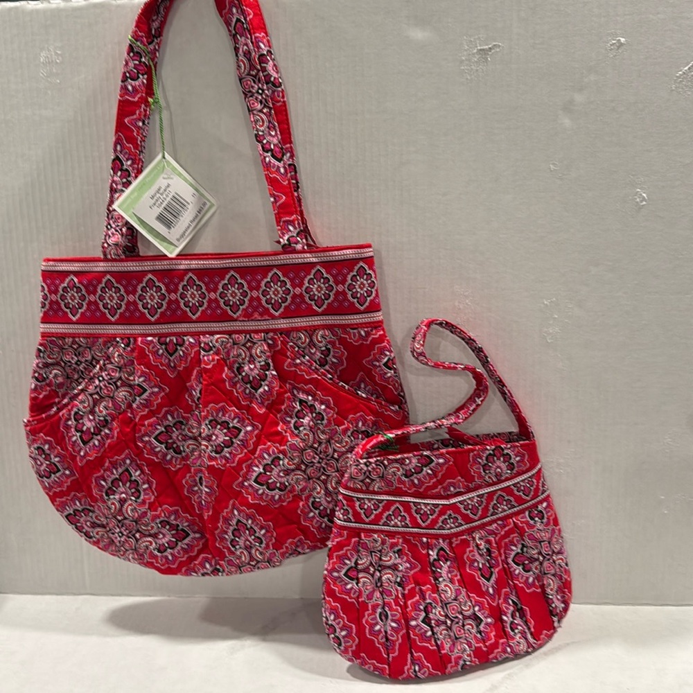 Vera Bradley Frankly Scarlet Set
NWT